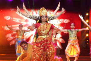 navrati-dusshera-girls-colour-dress-moneytrans-blog