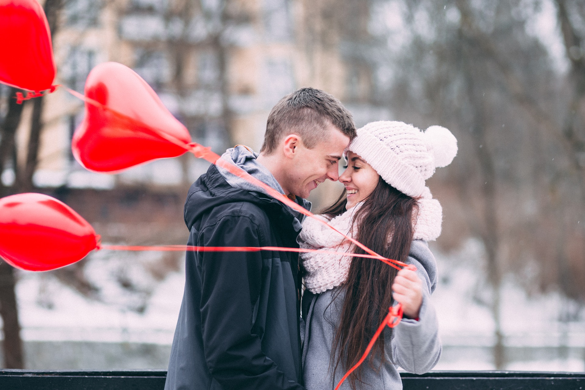 blog-moneytrans-valentin-day-couple